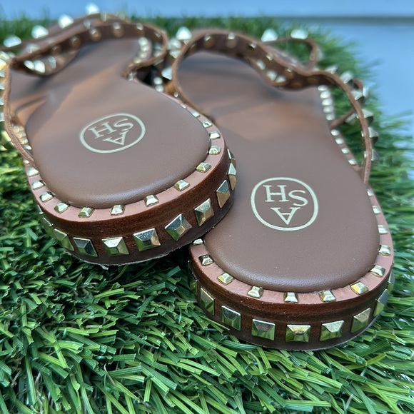 Ash gold studded tan flat sandals with leather soles - Picture 7 of 10